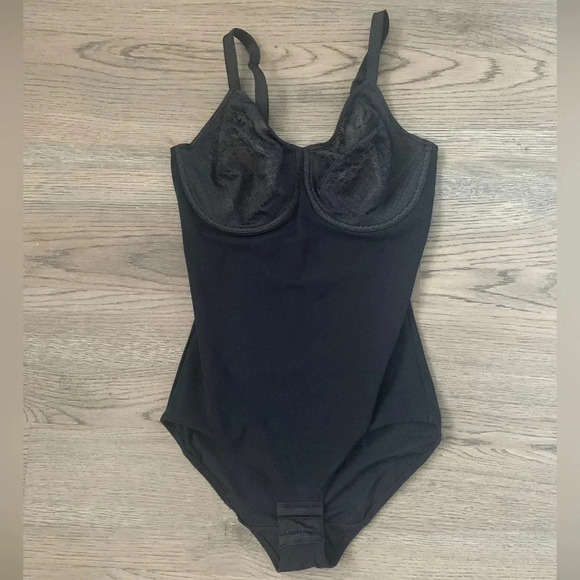 Worn Once Wacoal Visual Effects Body Briefer with Minimizer Bra Size 36D - Black - Picture 2 of 9